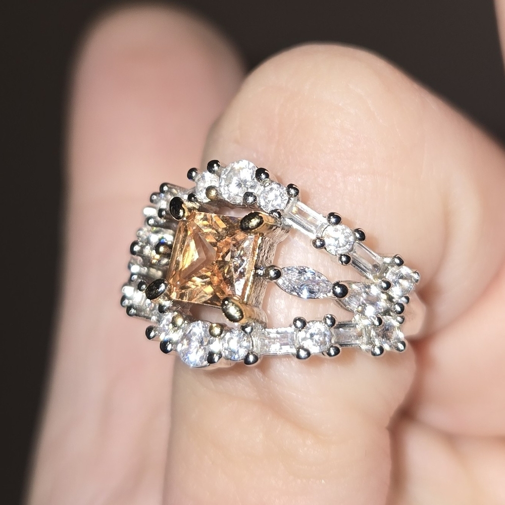 Elegant Silver and Gold-Toned Women's Ring